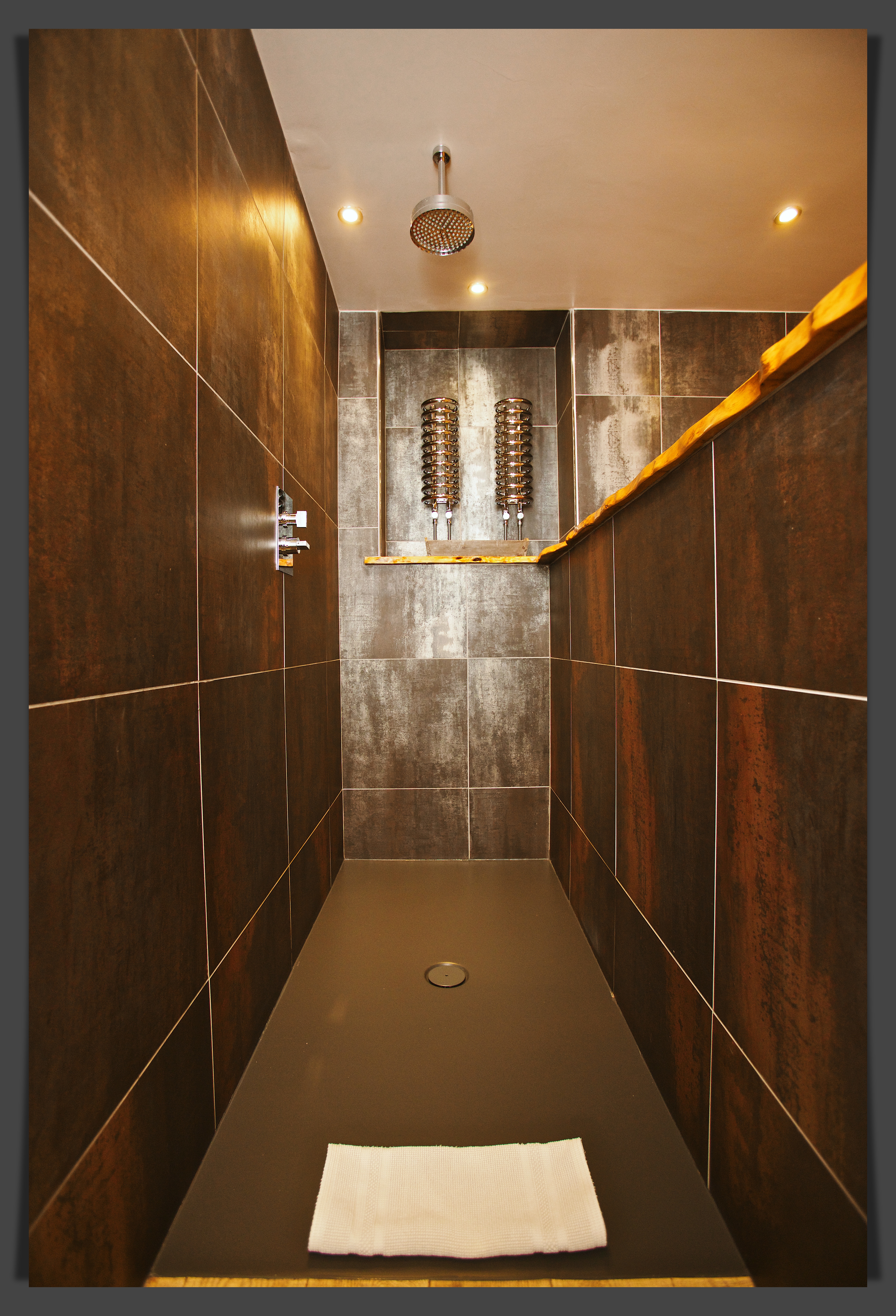 dawson shower1